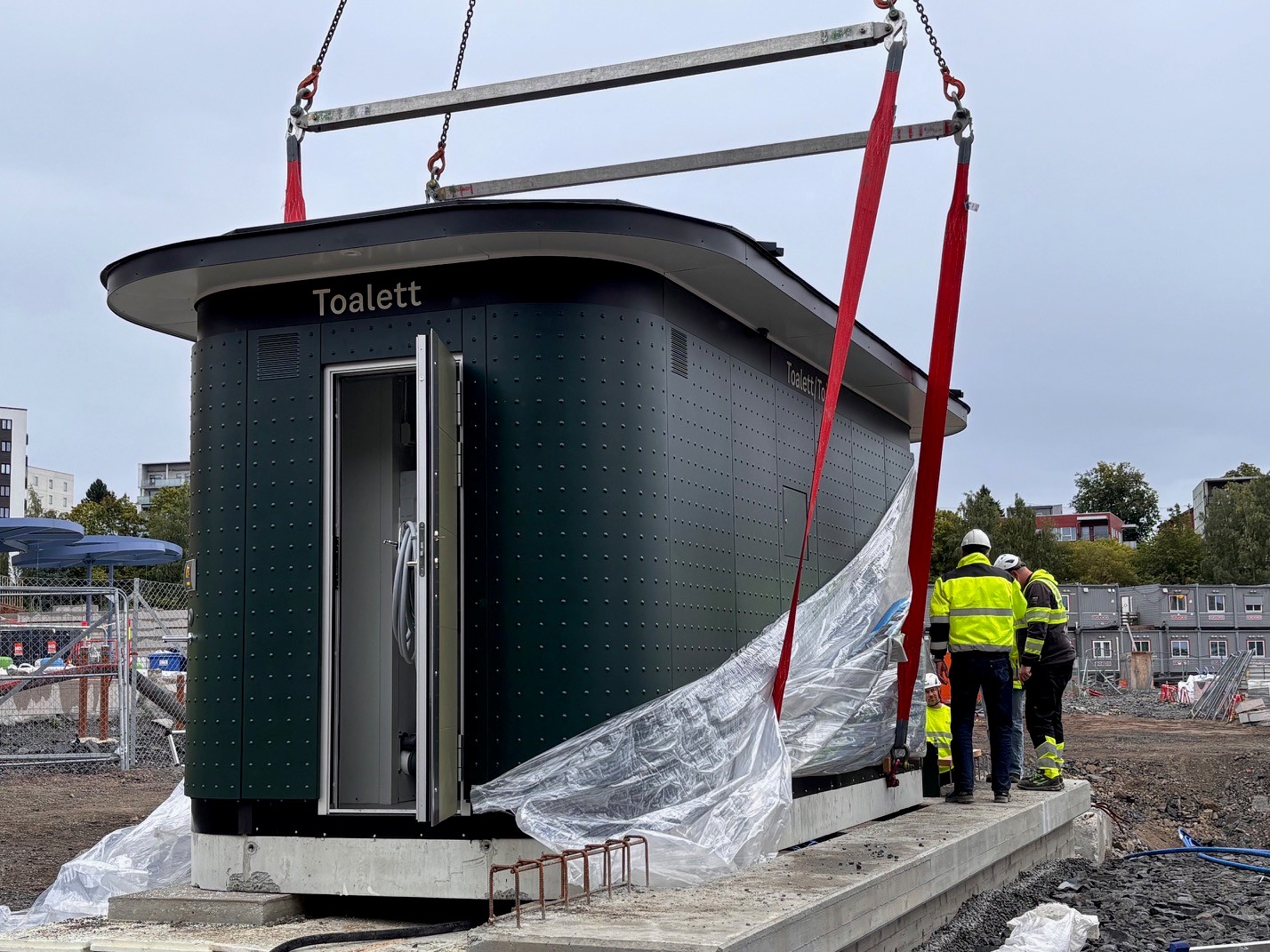Løft - plassering av modul - Økern Torgpark.jpg